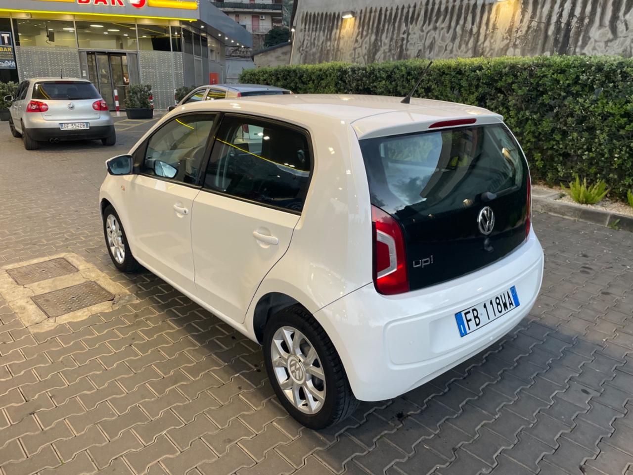 Volkswagen up! 1.0 5p. move up!