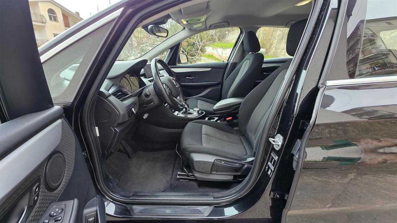 Bmw 2er Active Tourer 218d Luxury
