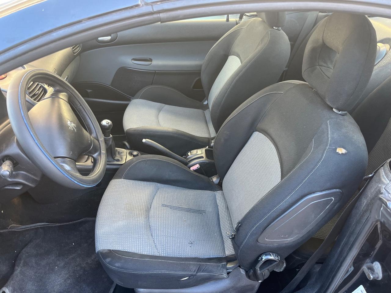 Peugeot 206 1.6 gpl cabrio CC 2005