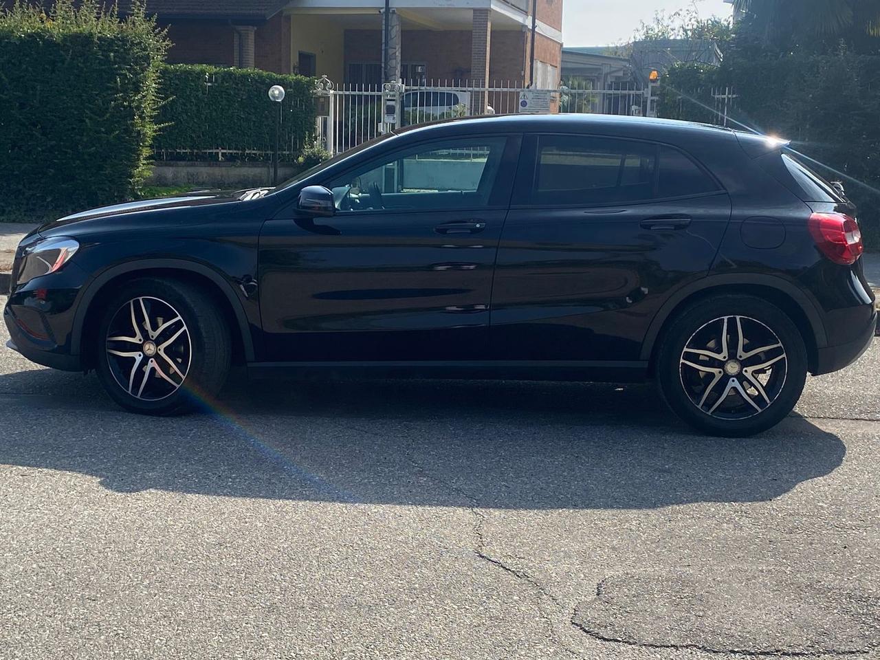 Mercedes-Benz GLA 180 CDI Sport GLA 180 #7230