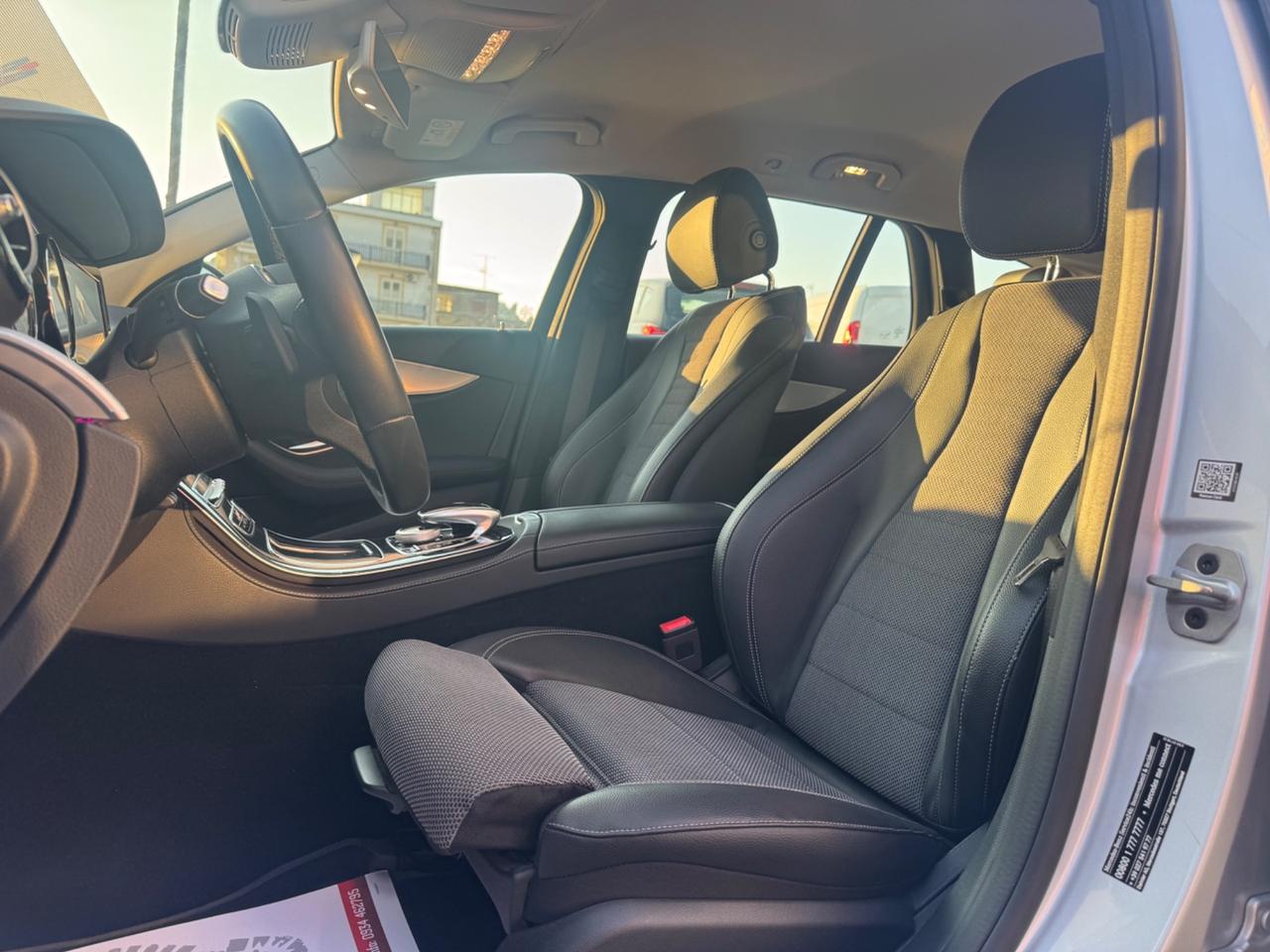 MERCEDES E 220D 194 CV PREMIUM PLUS 4MATIC SOLO 39000 KM