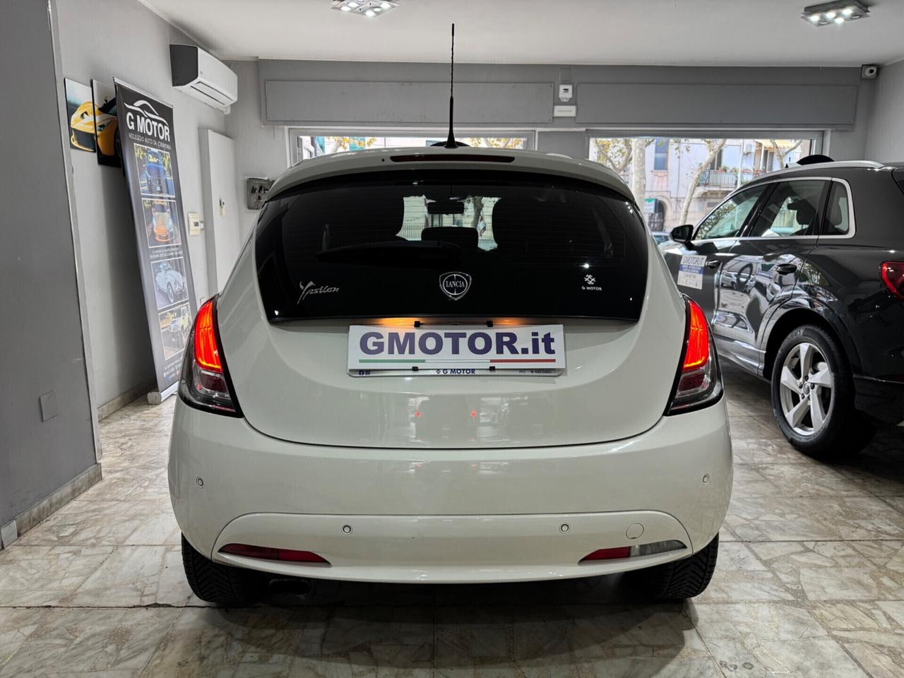 Lancia Ypsilon 1.3 MJT 95 CV 5 porte S&S Gold