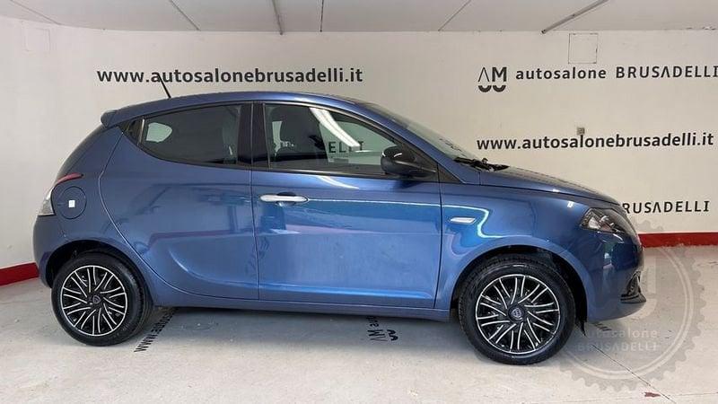 Lancia Ypsilon 1.0 FireFly 5 porte S&S Hybrid Silver