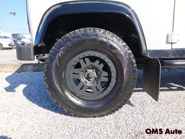 LAND ROVER Defender 90 2.5 Td5 Station Wagon S - N1 Neopatentati