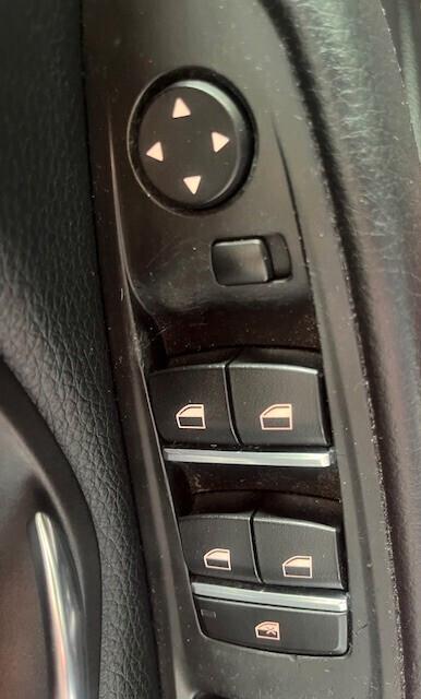 BMW 520 D 184 CV TOURING LUXURY PELLE TOTALE AUTOMATICO NAVI CERCHI SEDILI ANT. A REGOLAZIONE ELETTRICA