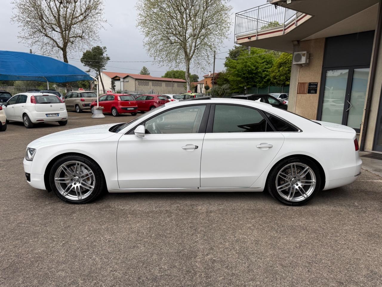 Audi A8 4.2 V8 TDI quattro tiptronic -