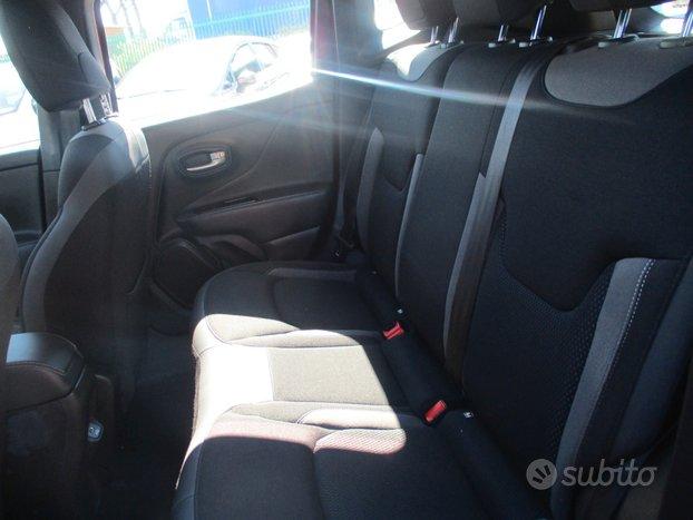 Jeep Renegade 1.6 M-JET 130CV