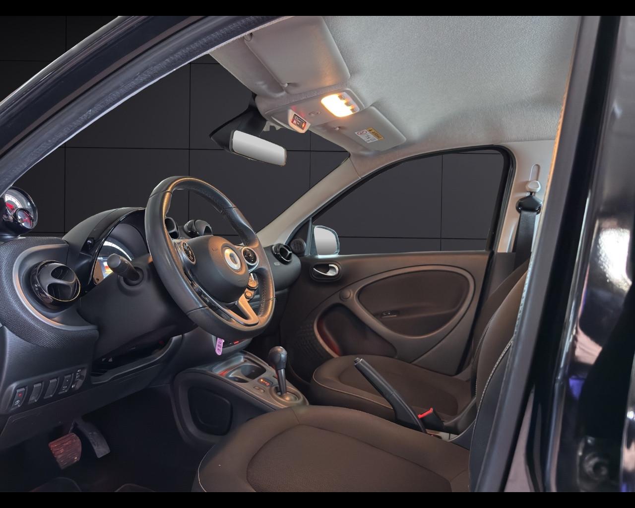 SMART Forfour 0.9 Turbo twinamic Passion LED NAVII