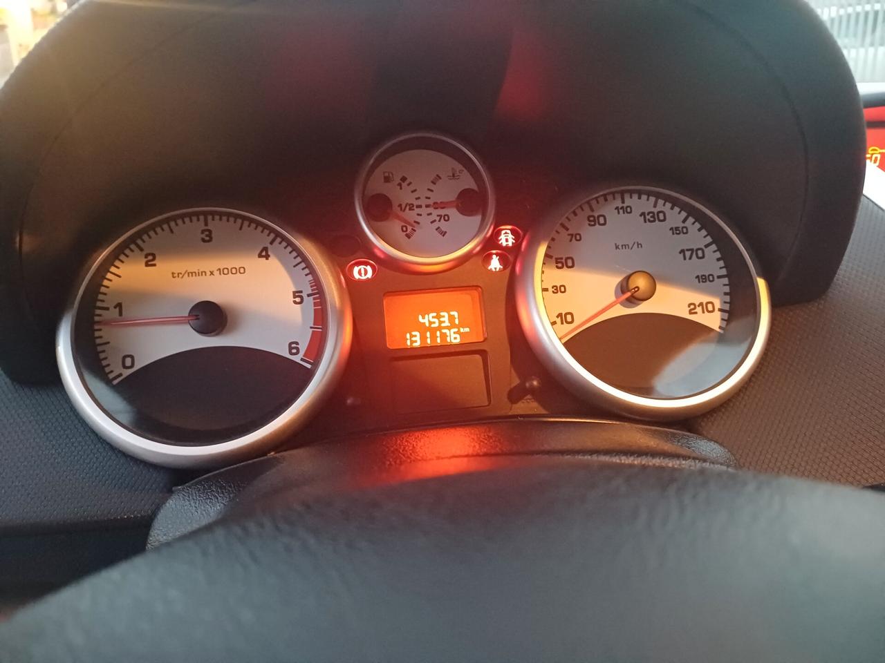 Peugeot 207 1.4 HDi 70CV 5p. X Line 2009