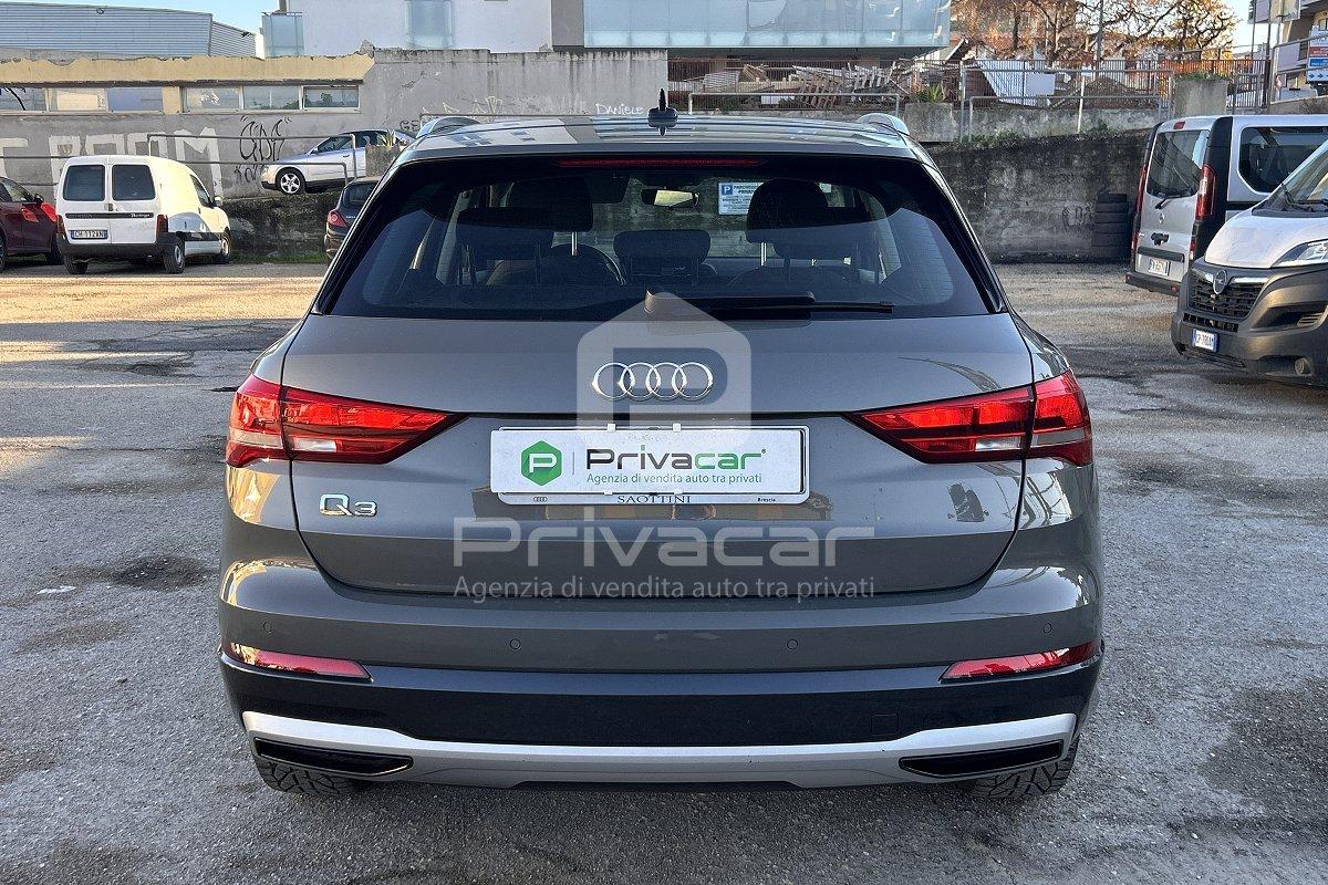 AUDI Q3 35 TDI S tronic Business Advanced