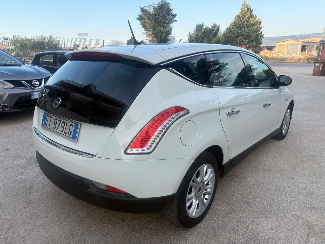 Lancia Delta 1.6 MJT DPF Gold