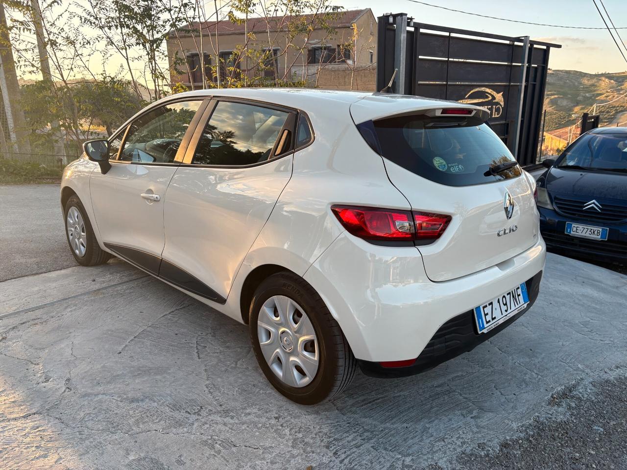 Renault Clio 1.2 75CV GPL 5 porte Costume National