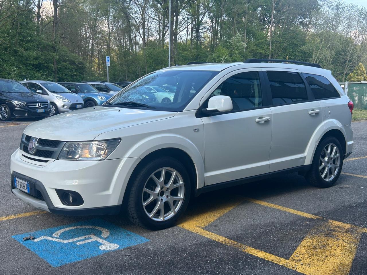 Fiat Freemont 2.0 Multijet Lounge 7 Posti Pelle Sensori Clima – Ottime Condizioni