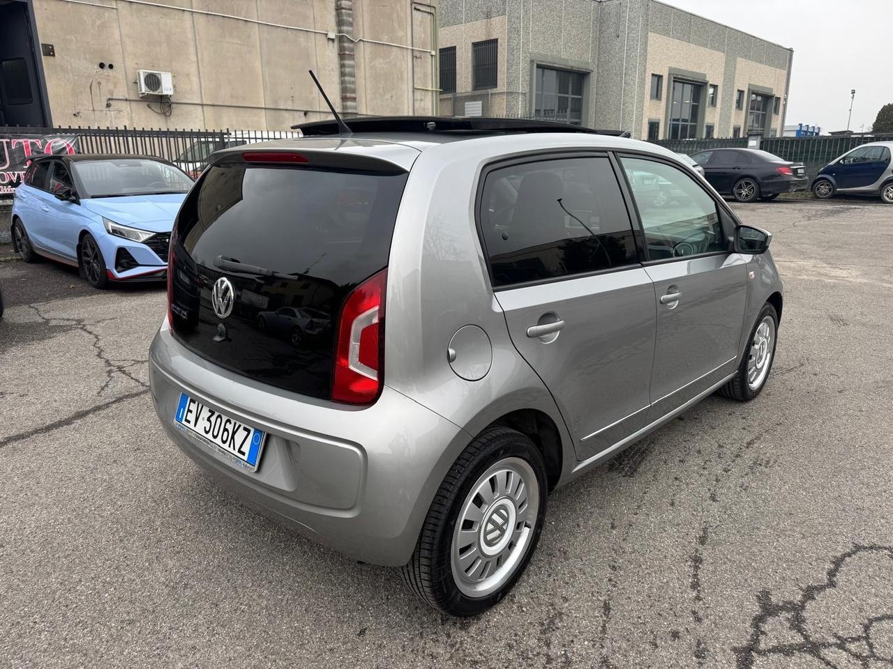 Volkswagen up! Metano neopatentati 94000 full optional