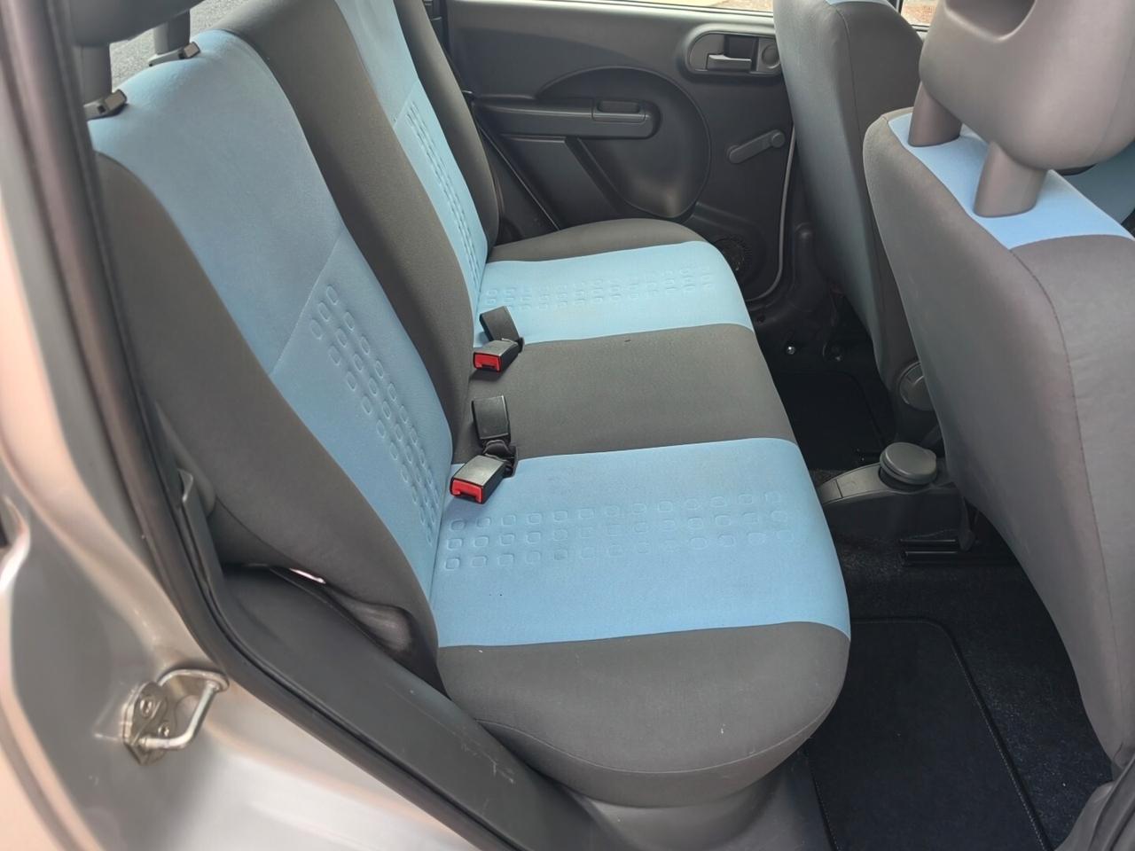 Fiat Panda 1.2 BENZINA NEOPATENTATI POCHI KM PRONTA CONSEGNA