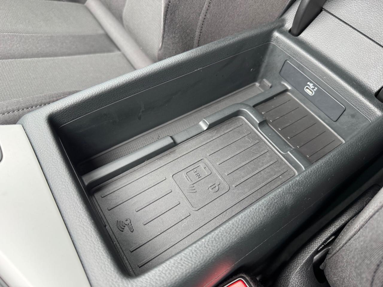 Audi A4 Avant 45 TFSI quattro S tronic S line edition
