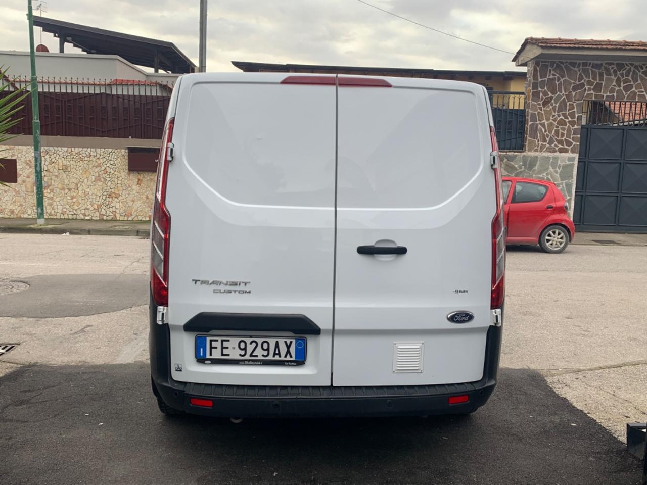 Ford Transit Custom 340 2.0 TDCi 170 PC Furgone Entry