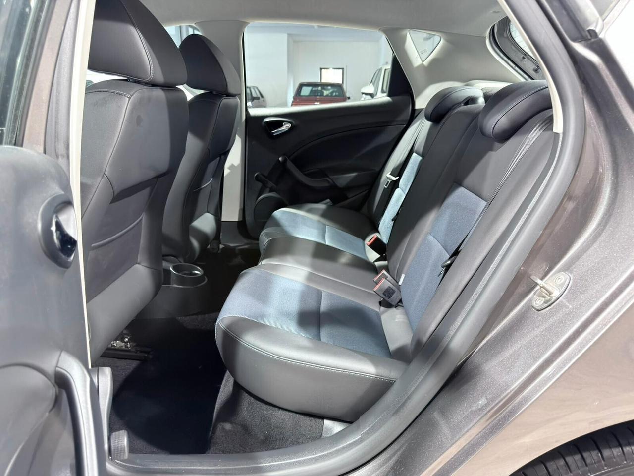 SEAT IBIZA 1.0TSI 95CV 5P 2016 1HANDE NEOPATENTATI