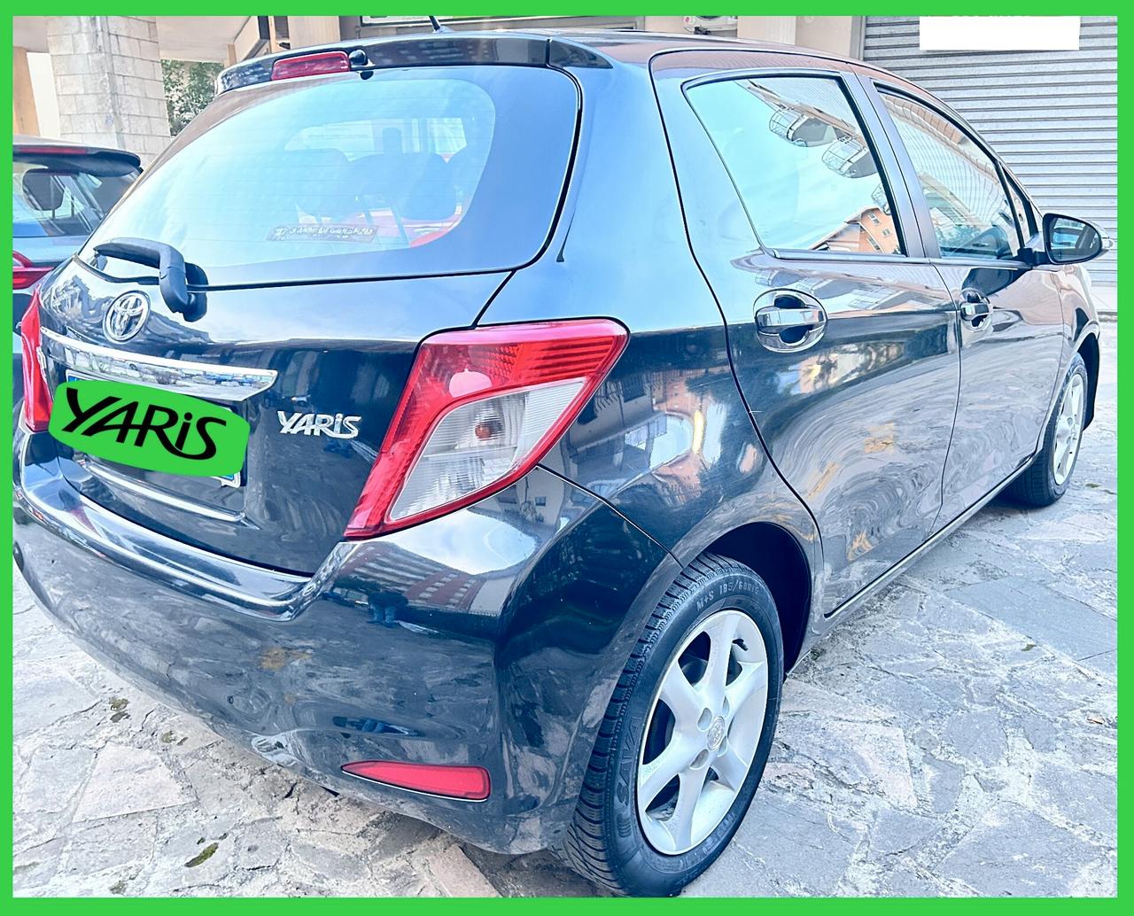 Toyota Yaris 1.0 3 porte Active 09/2012