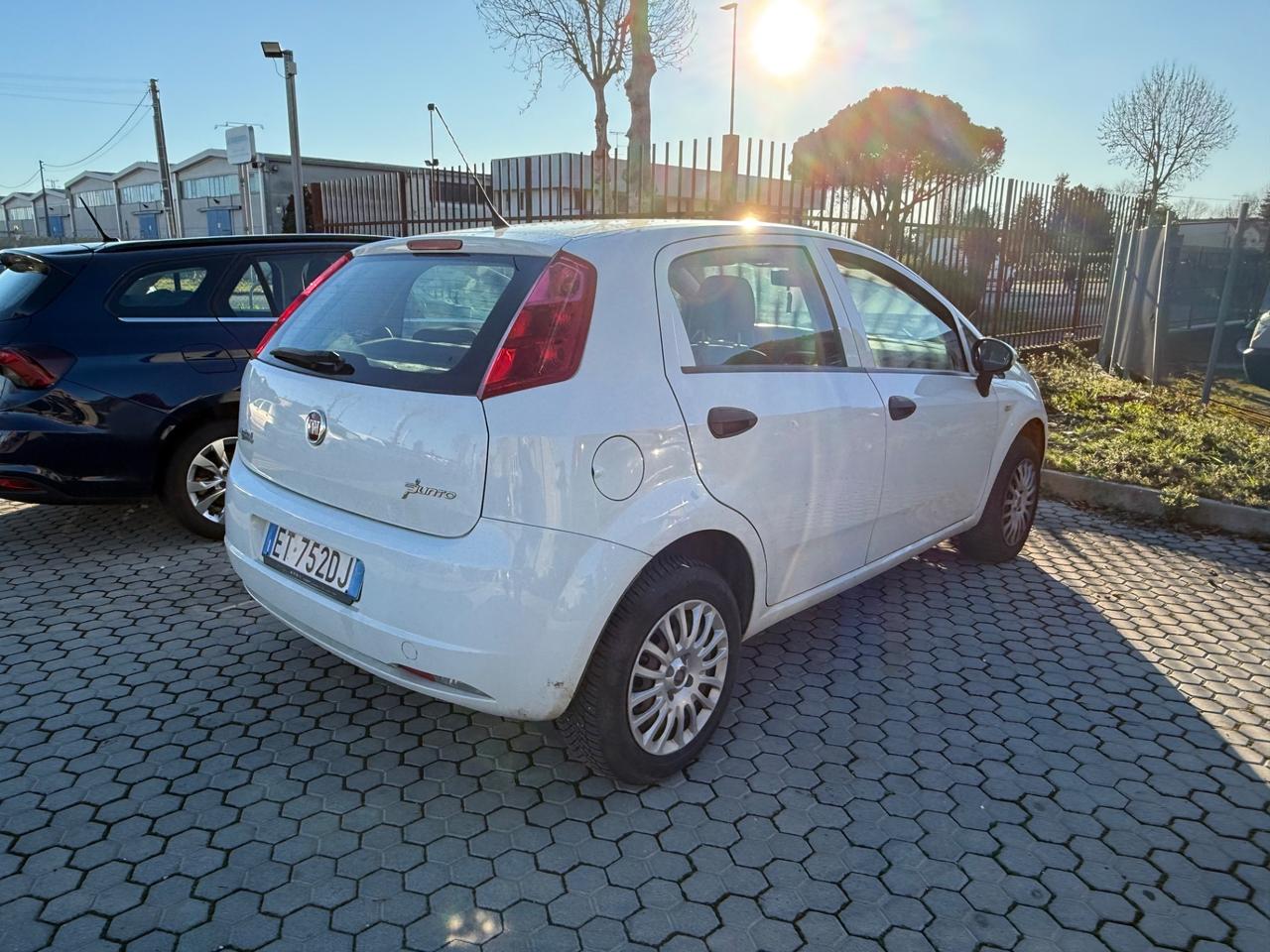 Fiat Punto 1.4 8V 5 porte Natural Power Street