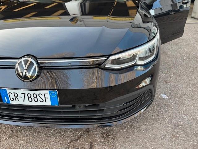 Volkswagen Golf 1.0 TSI EVO Life DSG