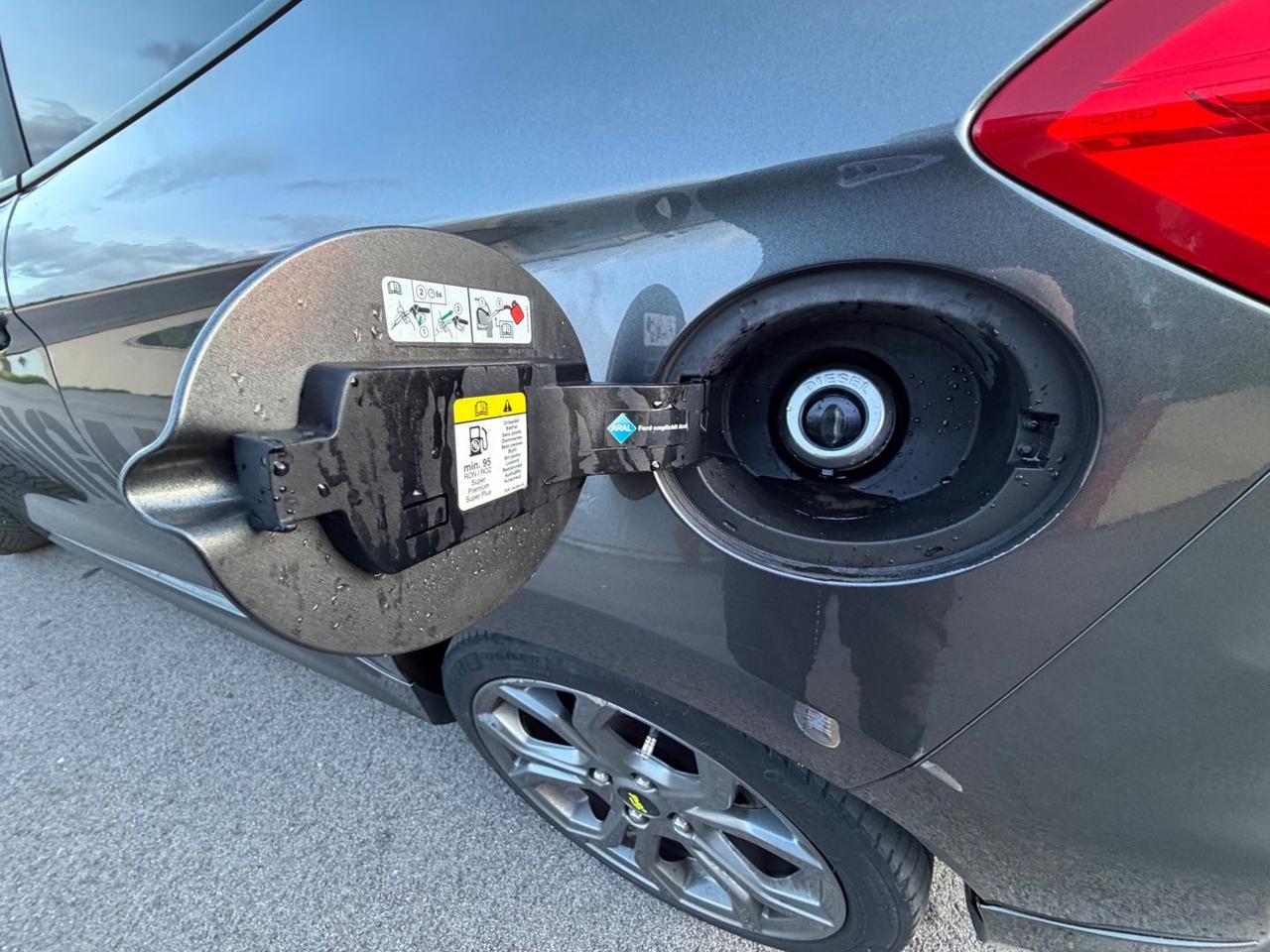 Ford Fiesta TDCi ST Line #9239