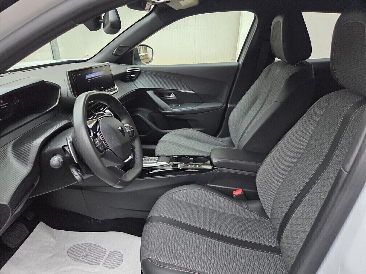 PEUGEOT 2008 BLUEHDI 130 EAT8 ALLURE PACK