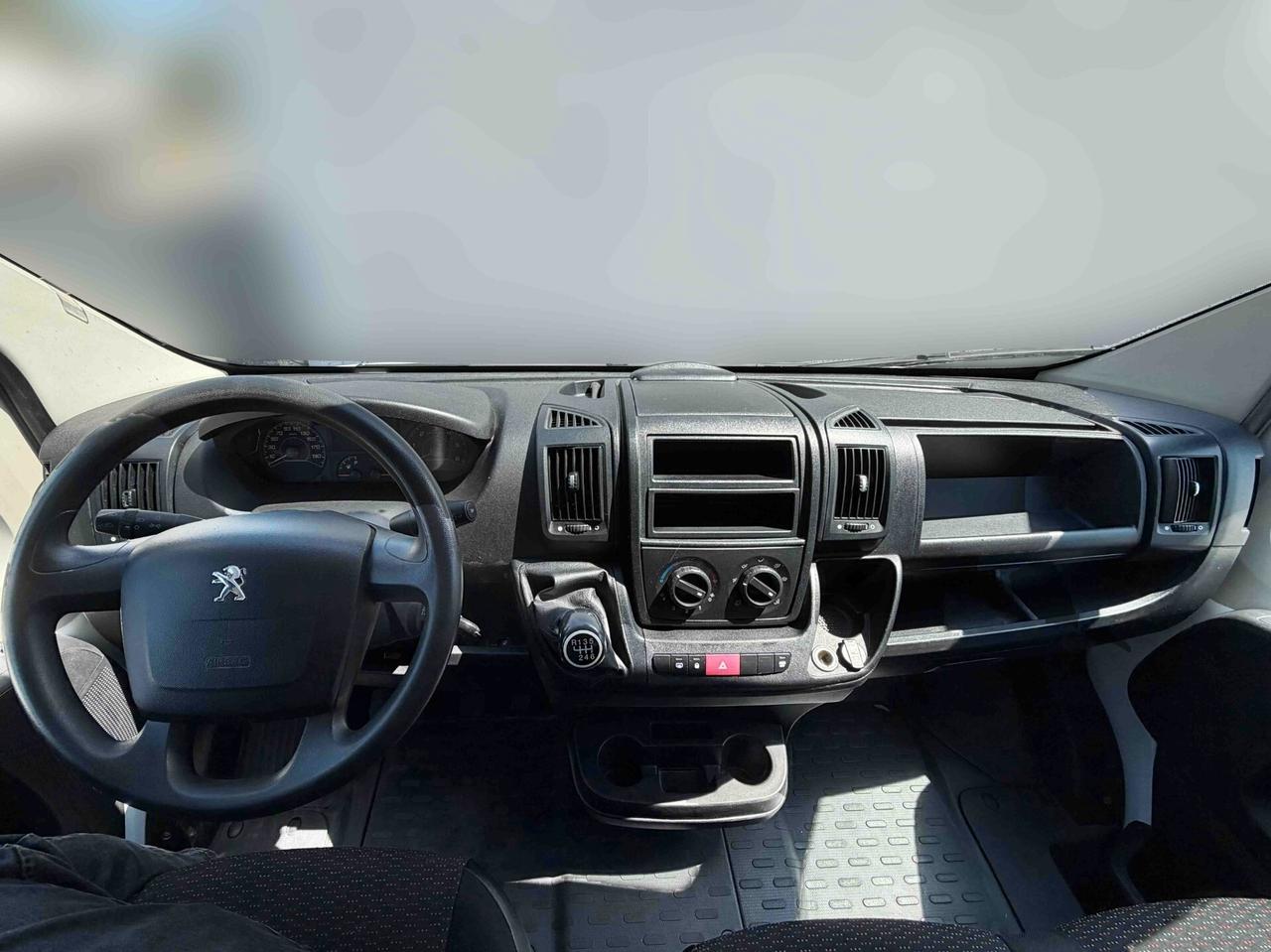 Peugeot Boxer 2.2 TD 140CV 3 posti L2H1