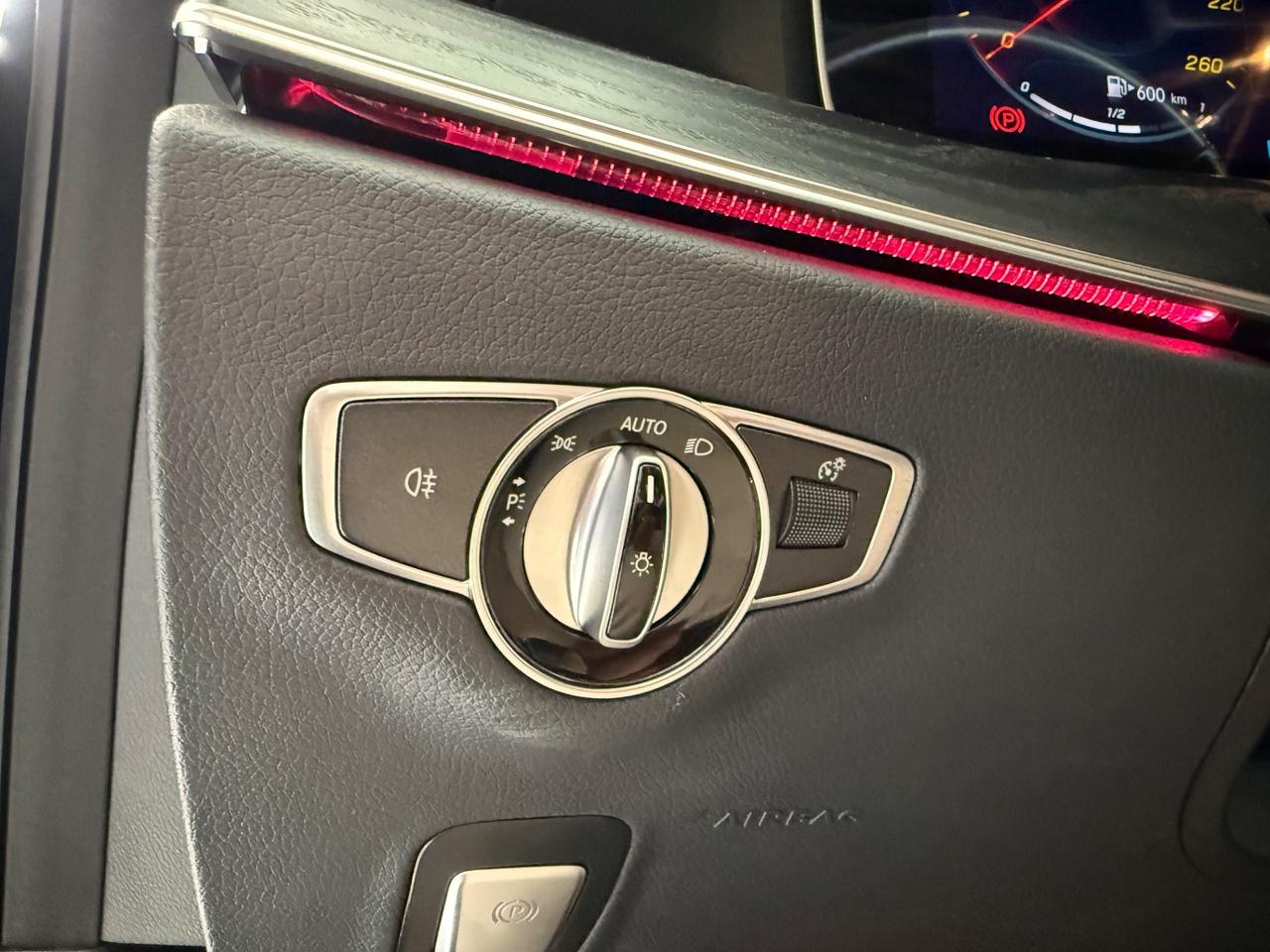 Mercedes-benz E 220 d Auto Premium Plus
