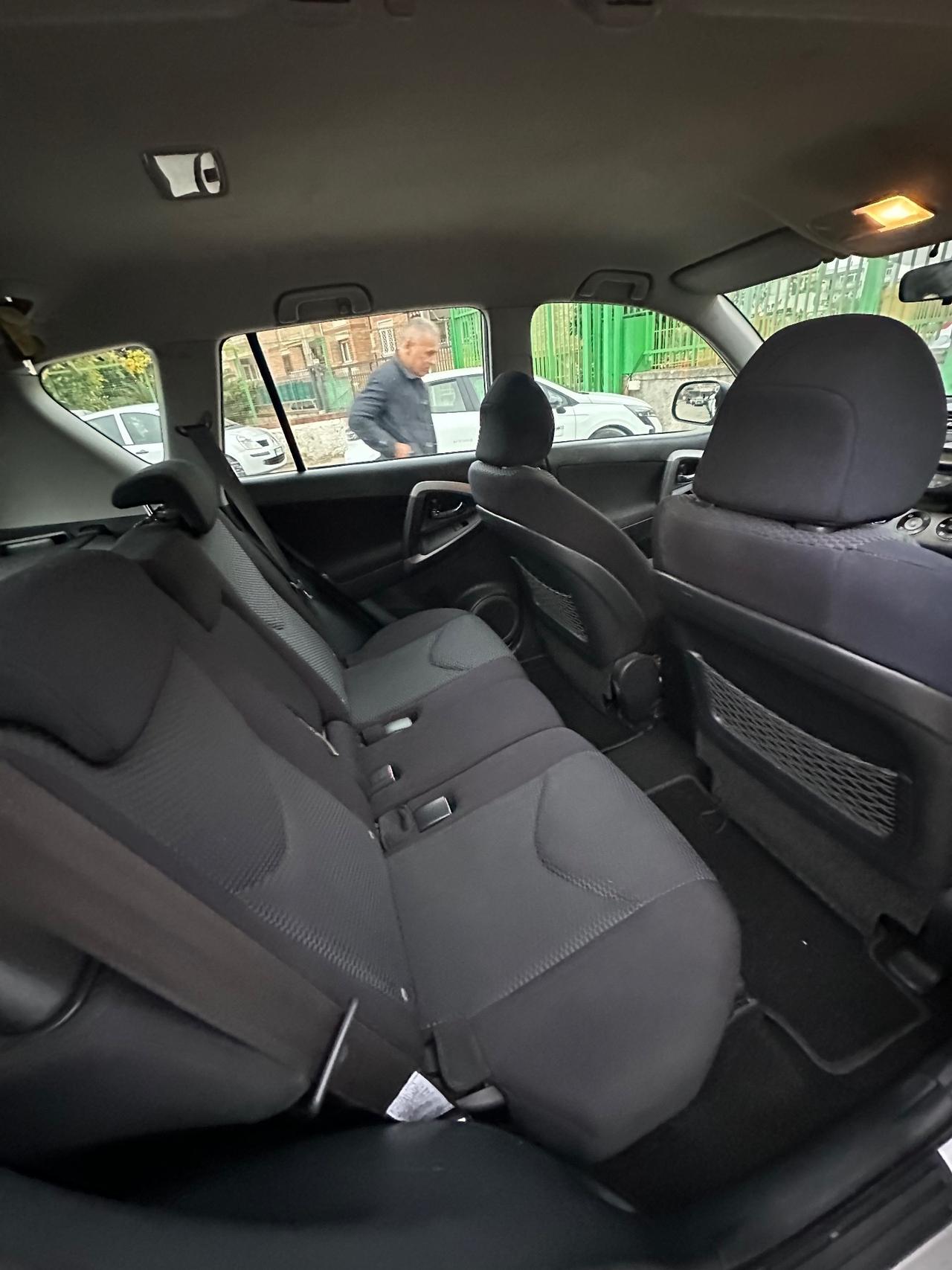 Toyota RAV 4 RAV4 2.2 D-4D 136 CV Luxury