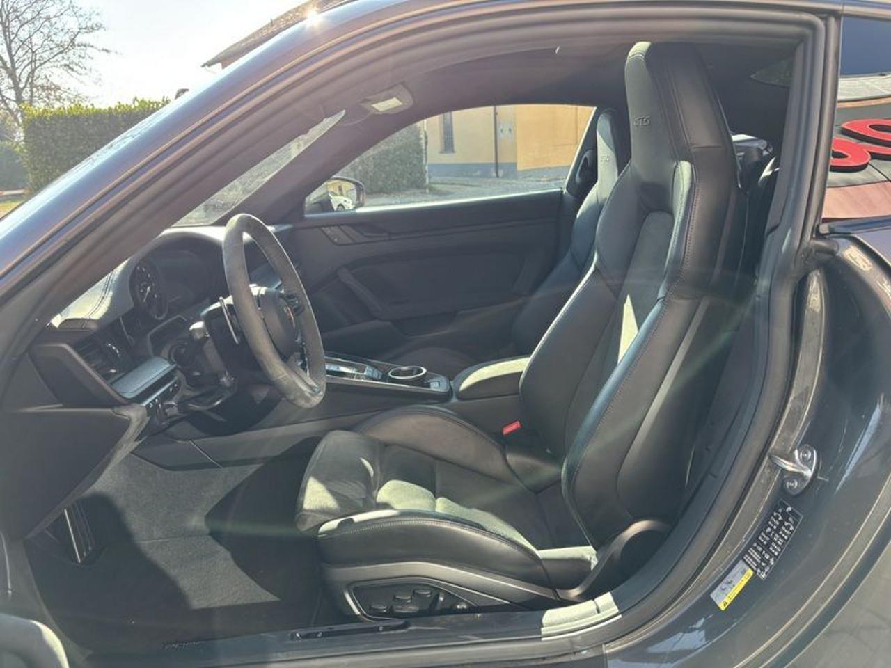 Porsche 911 Carrera GTS MATRIX-NAVI-BOSE-21"