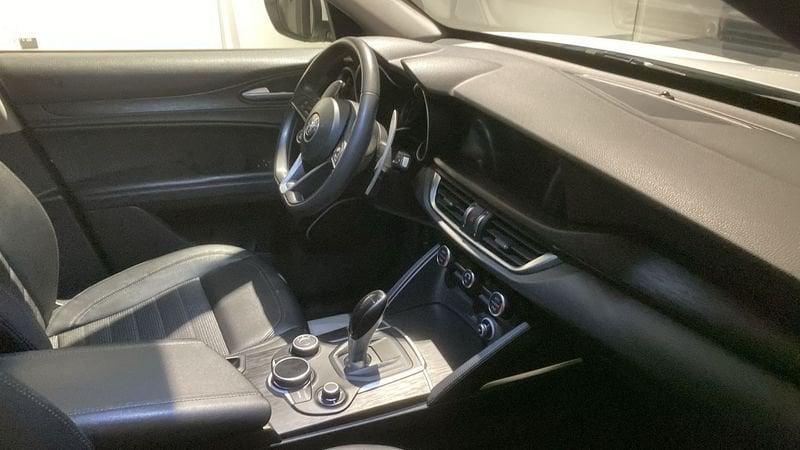 Alfa Romeo Stelvio Stelvio 2.2 Turbodiesel 180 CV AT8 RWD Executive
