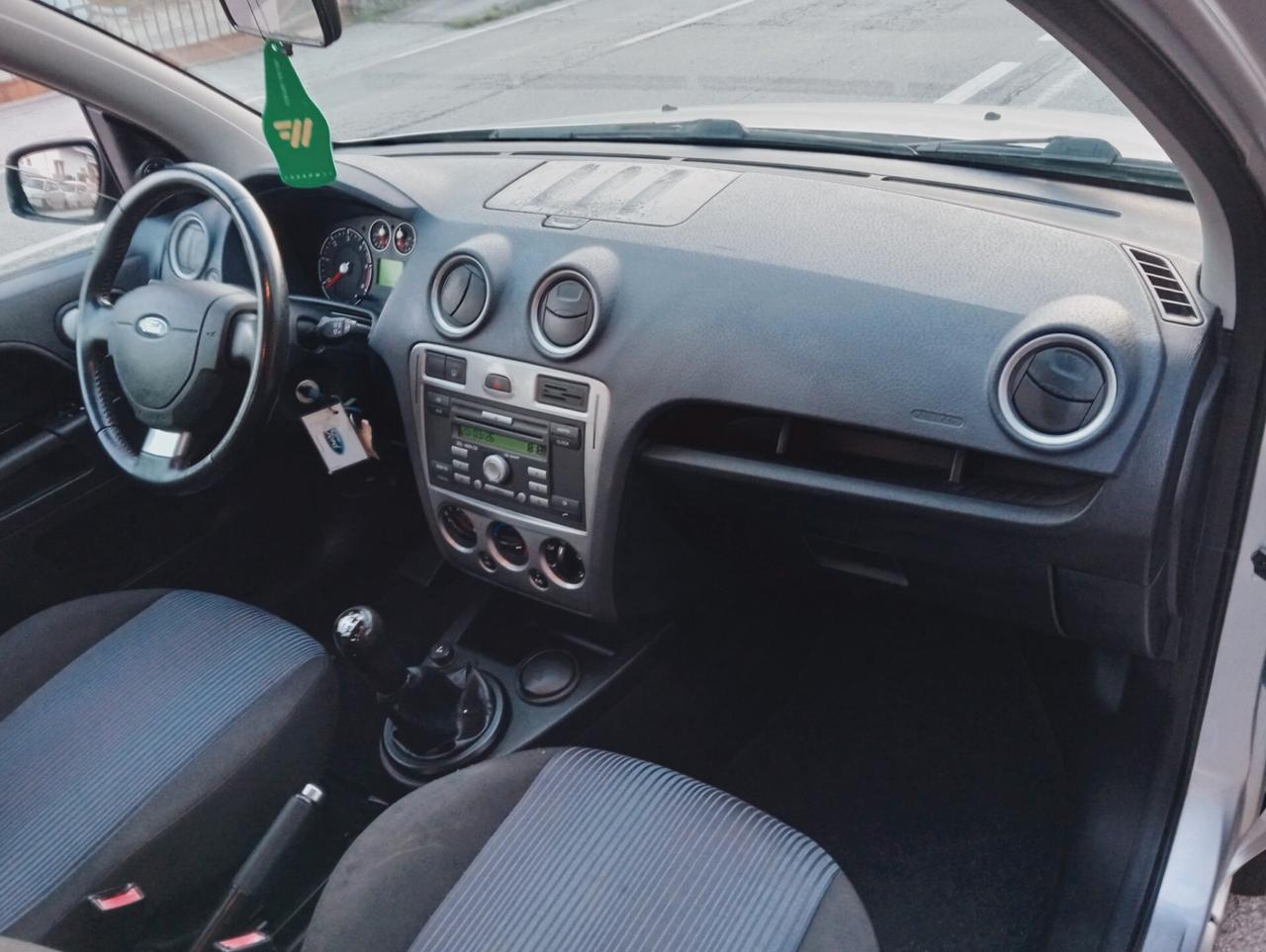 Ford Fusion 1.4 TDCi 5p. Titanium