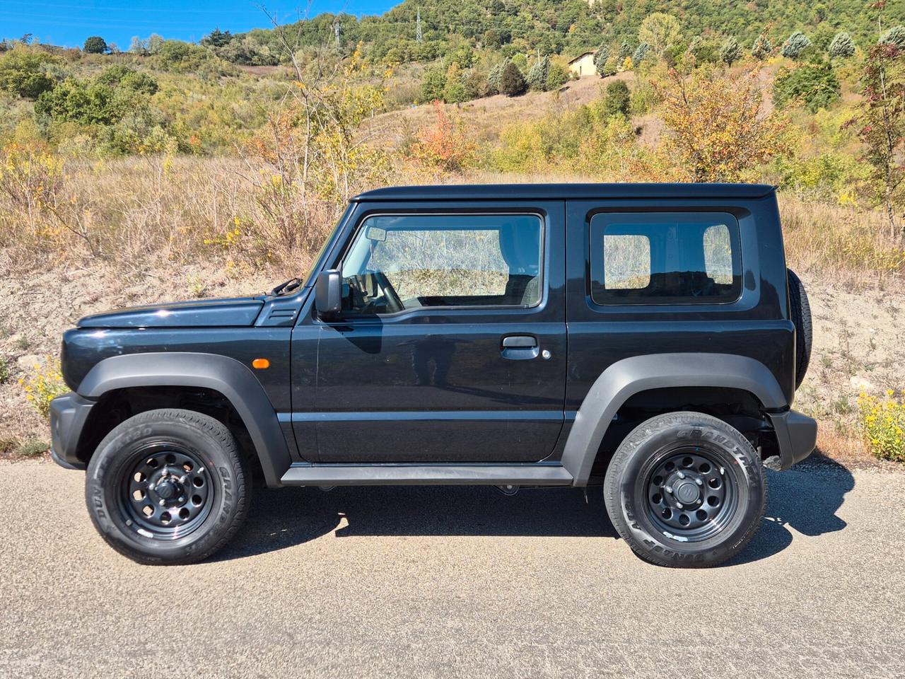 Suzuki Jimny 1.5 5MT PRO (N1)