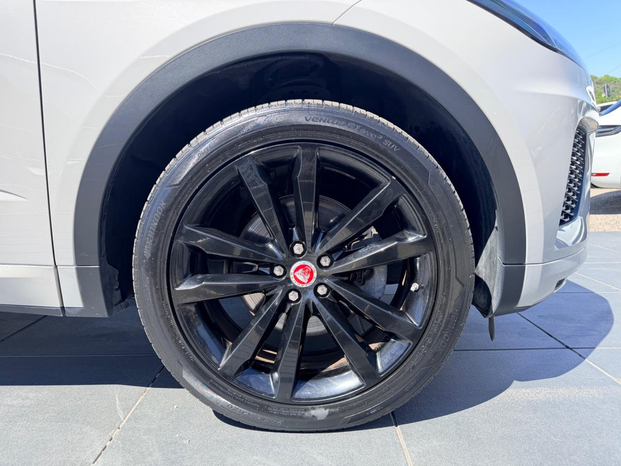 Jaguar E-Pace 2.0D 150 CV AWD aut. R-Dynamic HSE gesso