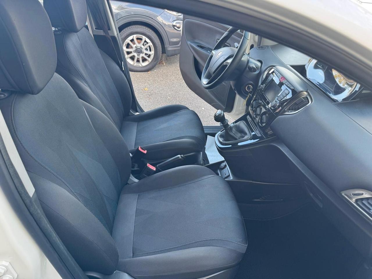 Lancia Ypsilon 1.2 69 CV 5 porte GPL Ecochic