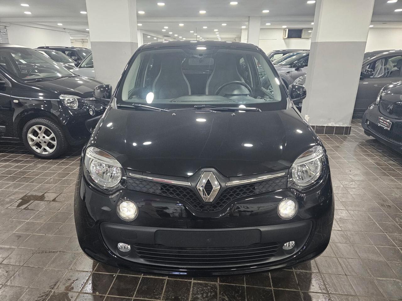 NUOVA RENAULT TWINGO INTENS TCe 0.9 BENZ 90CV TOTAL BLACK EDITION