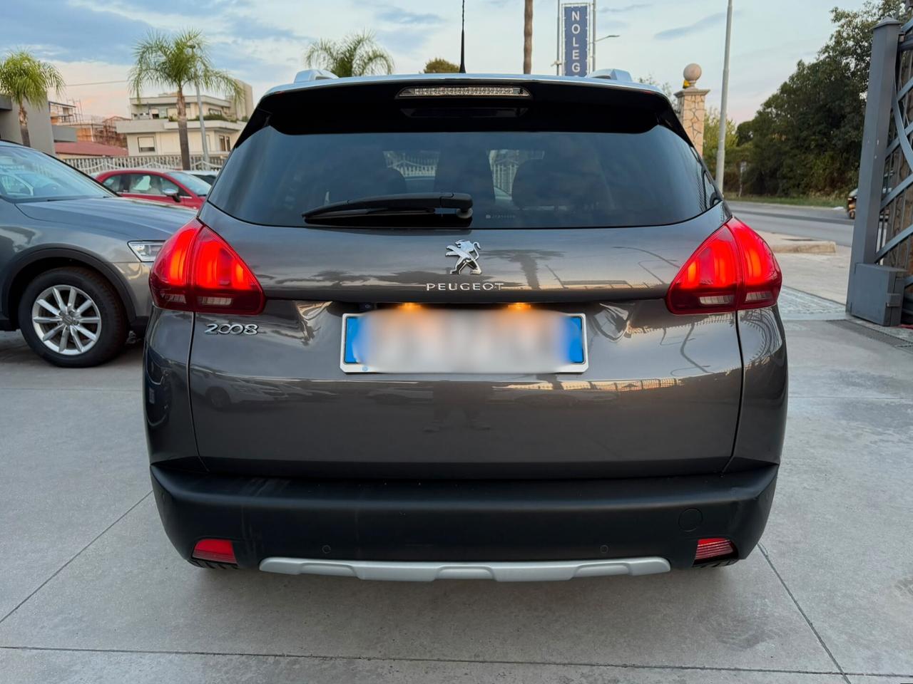 Peugeot 2008 1.5 BlueHDi 100 S&S Allure