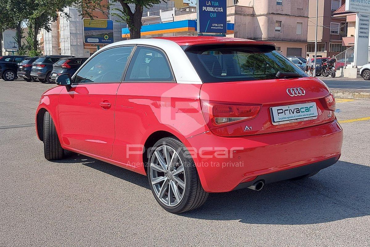 AUDI A1 1.6 TDI S tronic Ambition