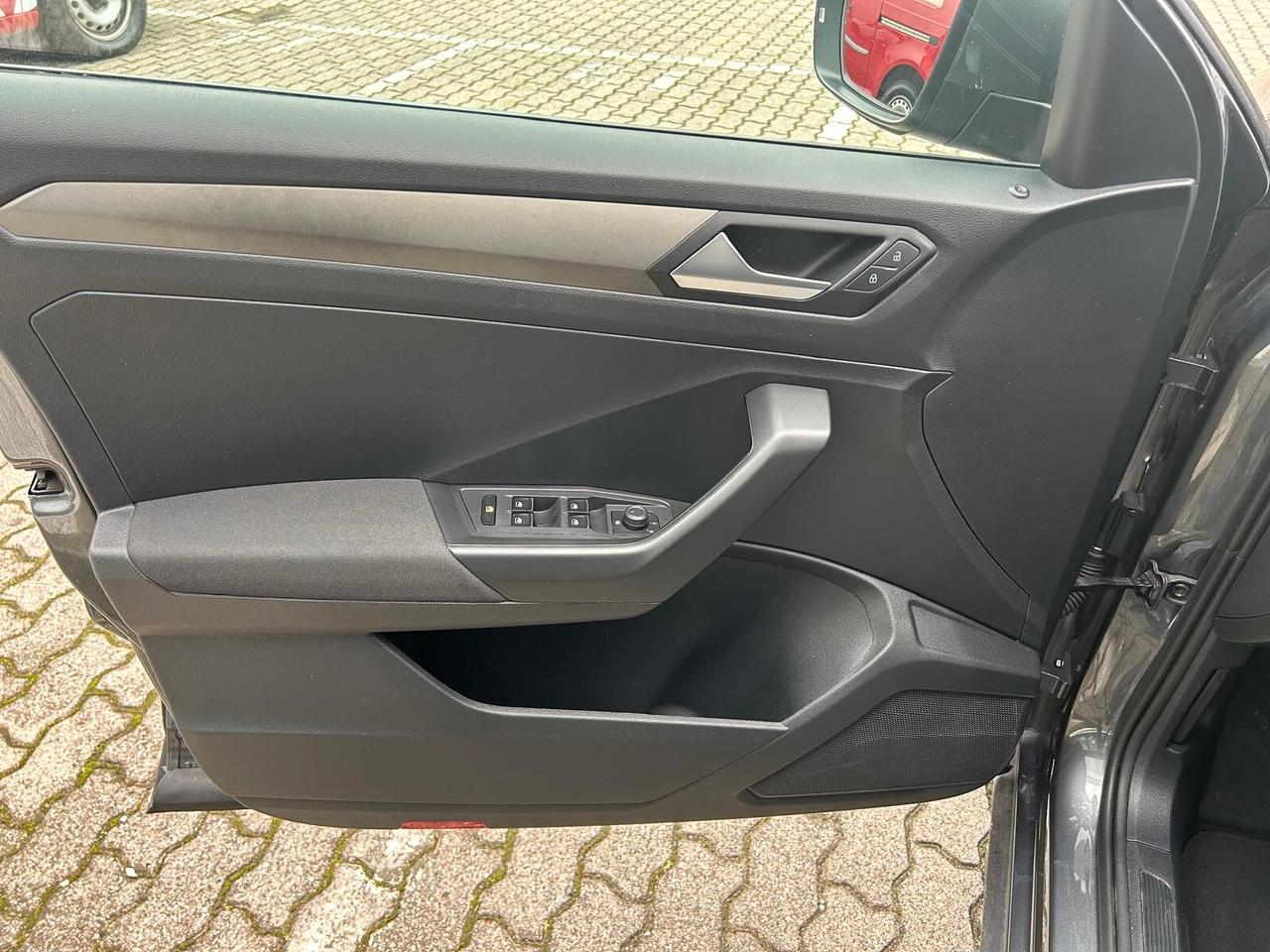 Volkswagen T-Roc 1.6 tdi Style GRANDINATA