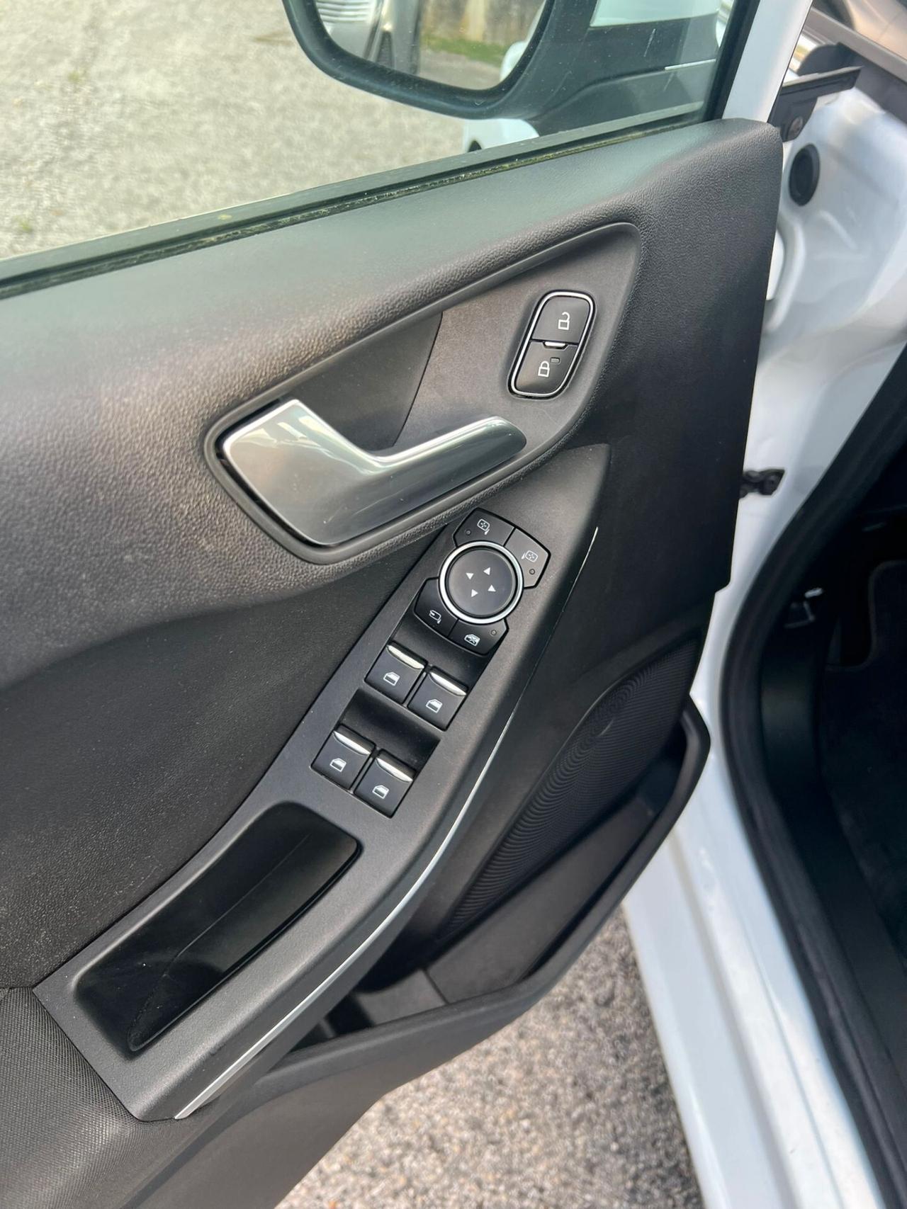 Ford Fiesta 1.5 EcoBlue 5 porte Titanium