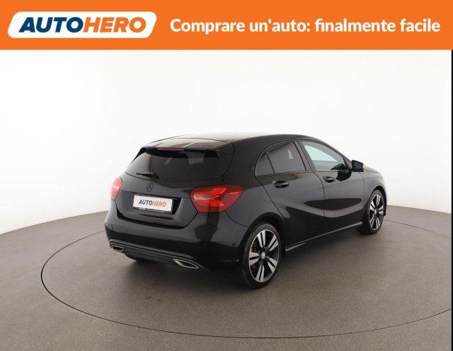 MERCEDES-BENZ A 200 d Automatic Sport
