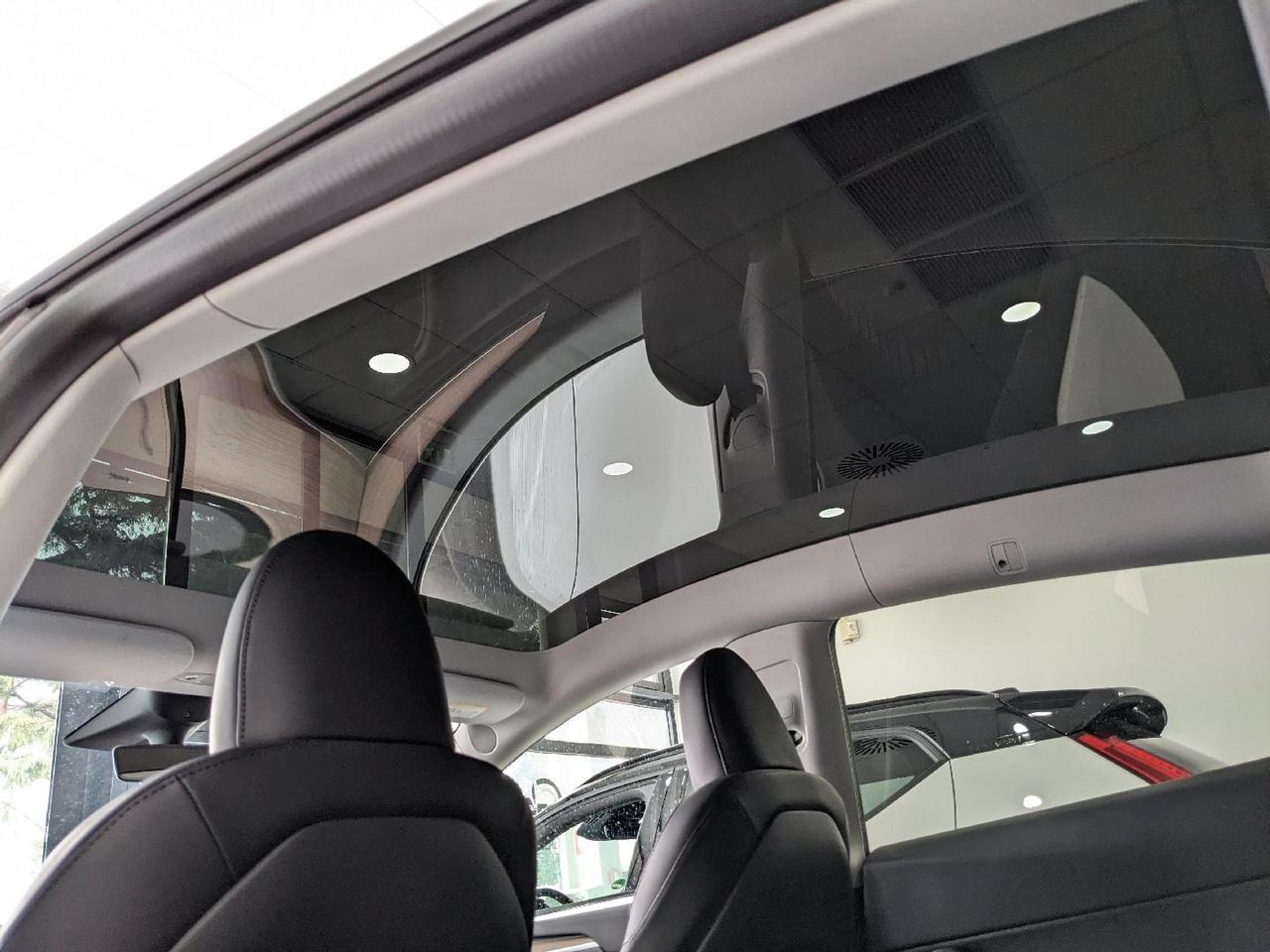 Tesla Model Y 440 cv, AWD, Tetto Panoramico, Autonomia WLTP 533k