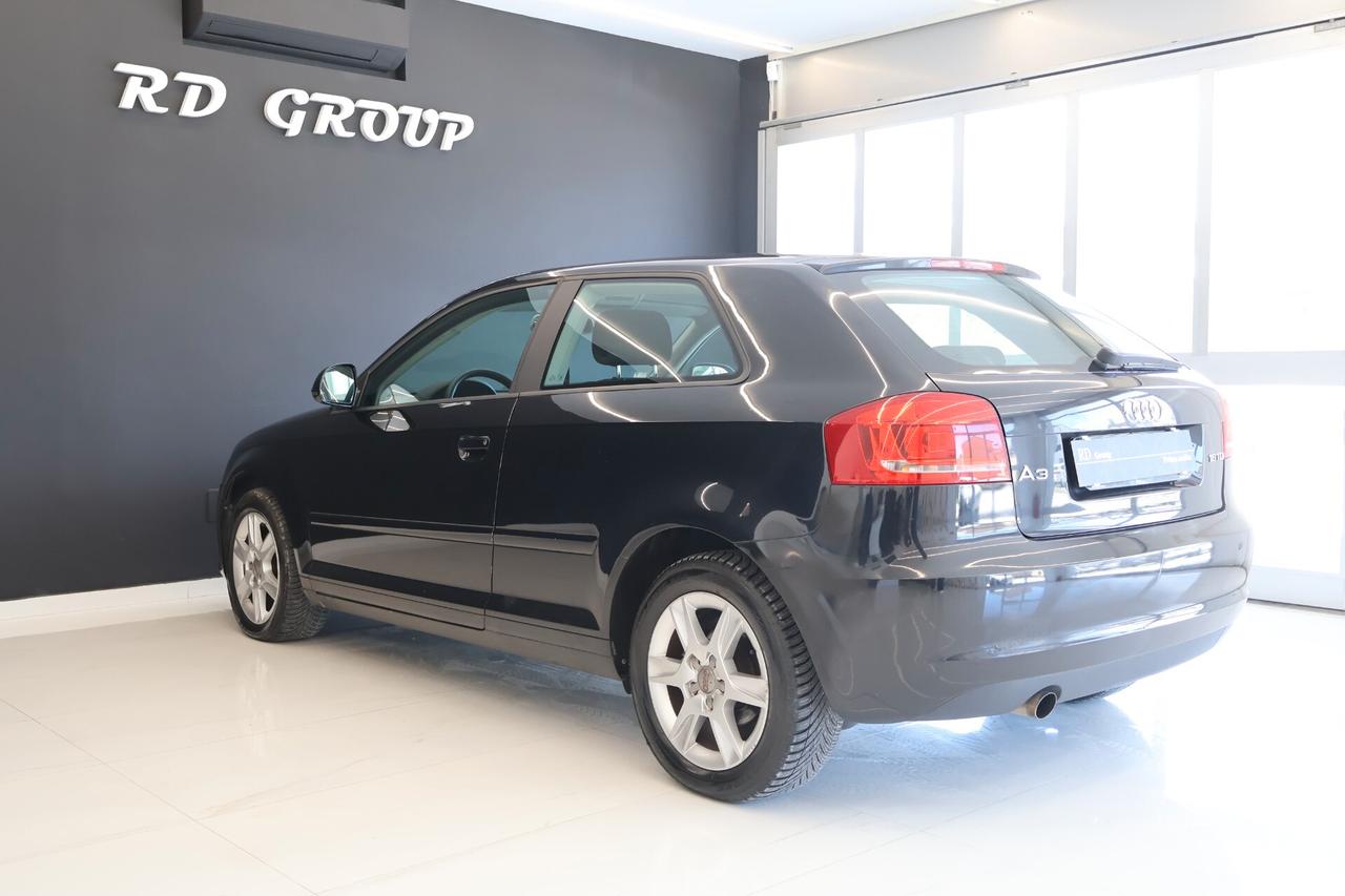Audi A3 1.6 tdi Ambiente 90cv okneopatentati