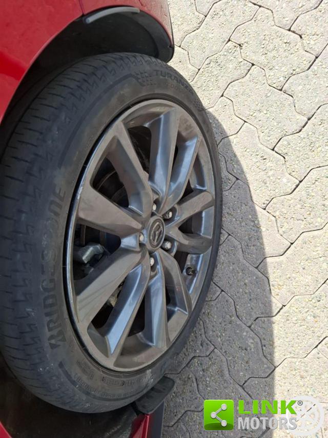 MAZDA 3 2.0L Skyactiv-G M-Hybrid Exceed