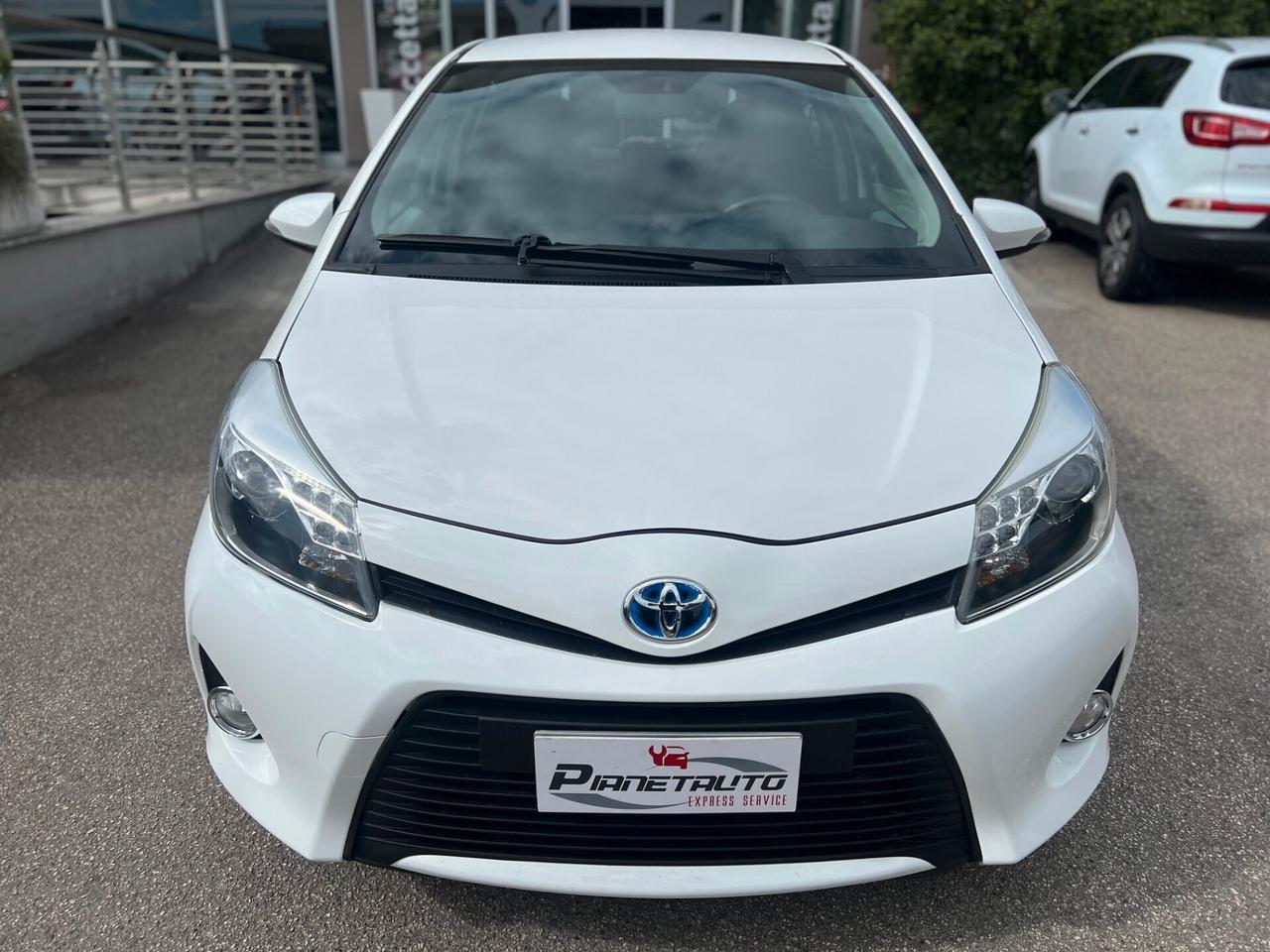 Toyota Yaris 5pt 1.5h 75cv Active OK NEOPAT. TELCLIMA/CAMERA