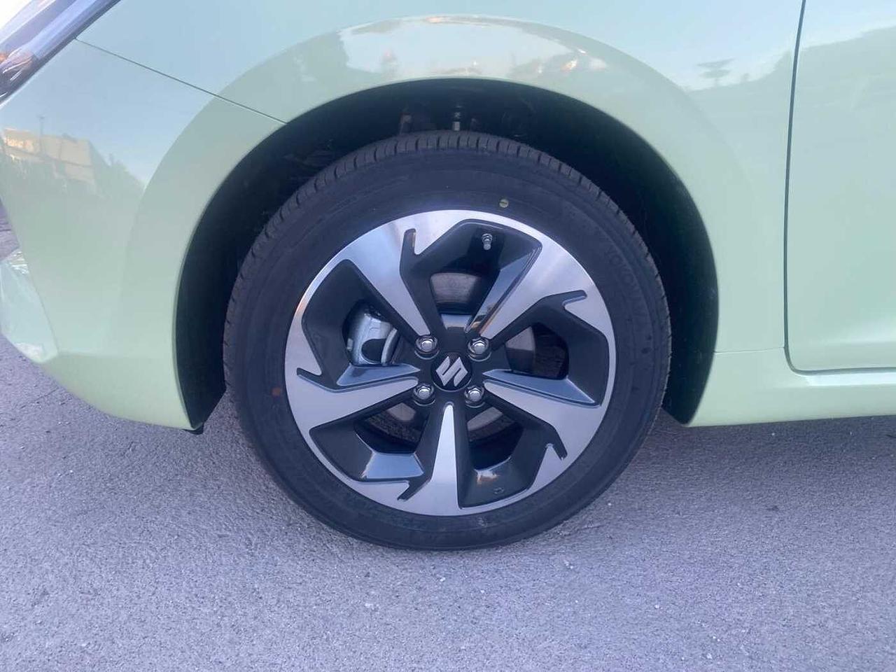 Suzuki Swift 1.2 Hybrid Top