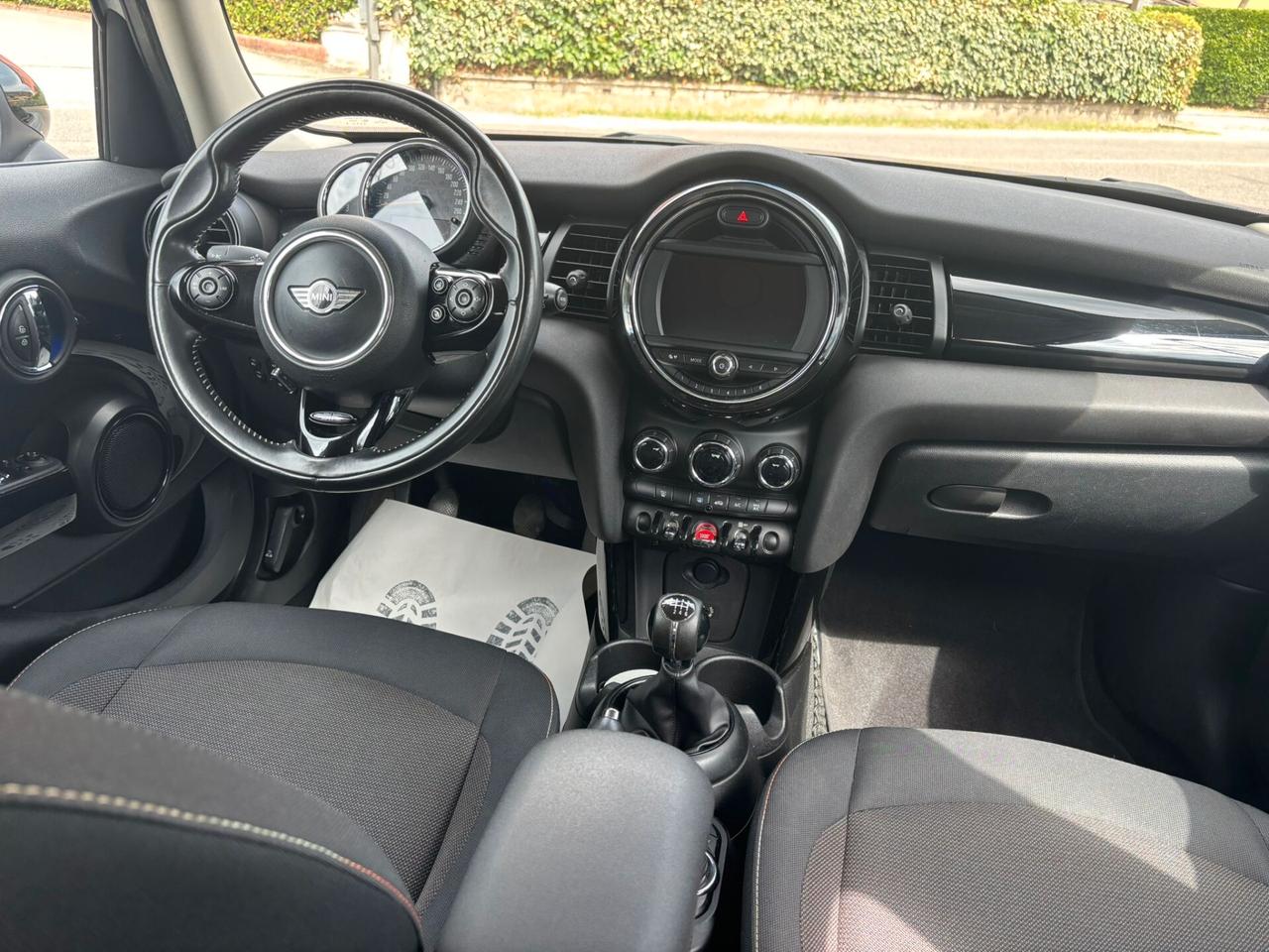 Mini 1.5 Cooper D Business XL