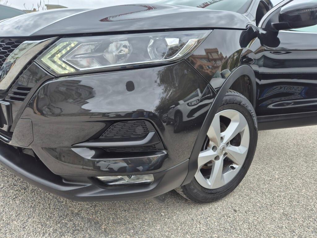 Nissan Qashqai 1.5 dCi 115CV E6 NAVI CAMERA