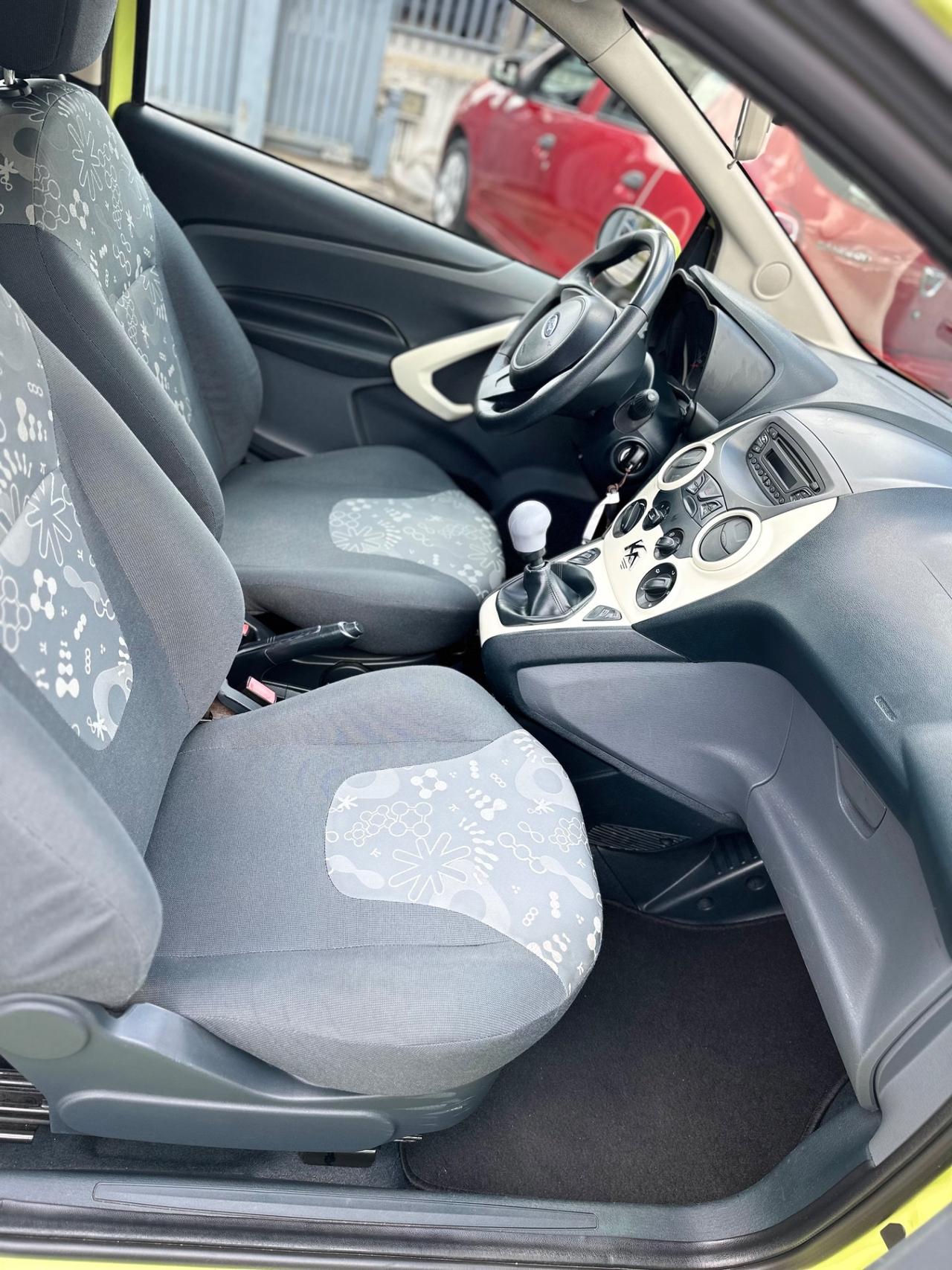 Ford Ka Ka+ 1.2 8V 69CV Titanium